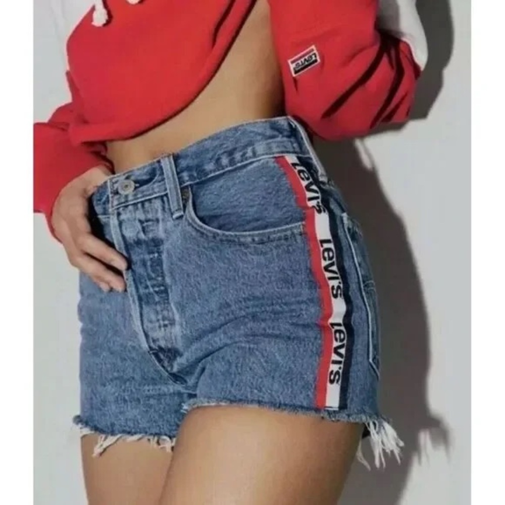 LEVI’S Premium Logo Cutoff Distressed High Rise 501 Shorts Sz 24 NWT MSRP $79.50